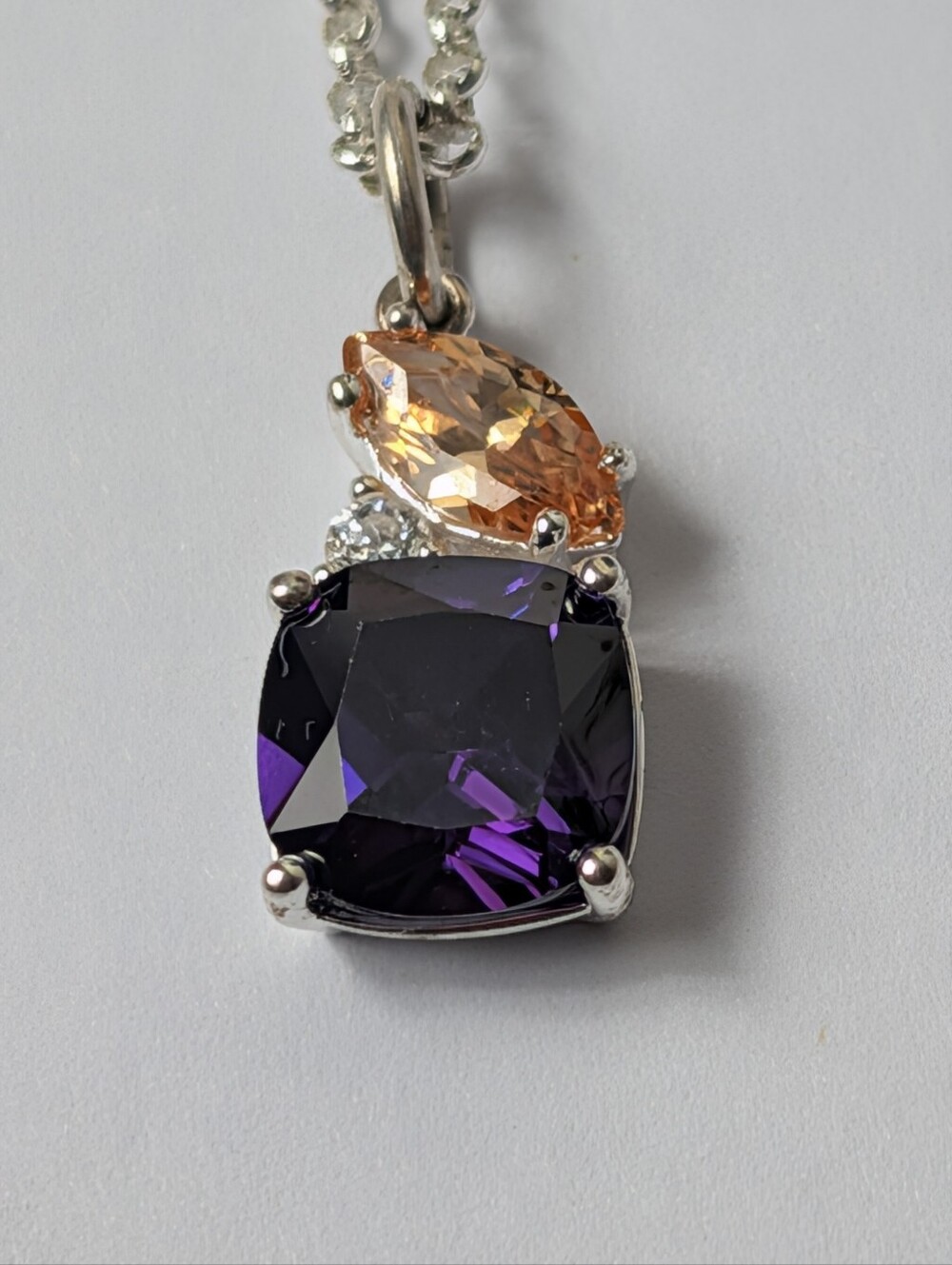 😲 Vintage Avon Silver Purple & Champagne Gemstone Statement Pendant Necklace